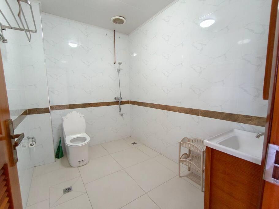 2 Bedroom Apartment นาดี ภายนอก รูปภาพ